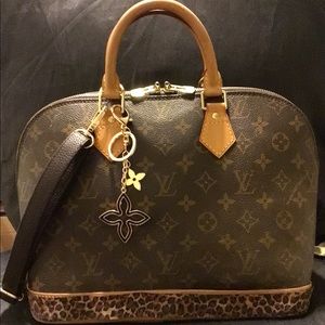 Clover Bag or key Charm